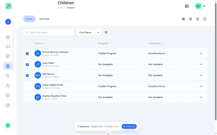 Children list with three children selected and a floating Archive action bar